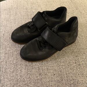 NOBULL Women’s Black Lifters Olympic Weightlifting Shoe